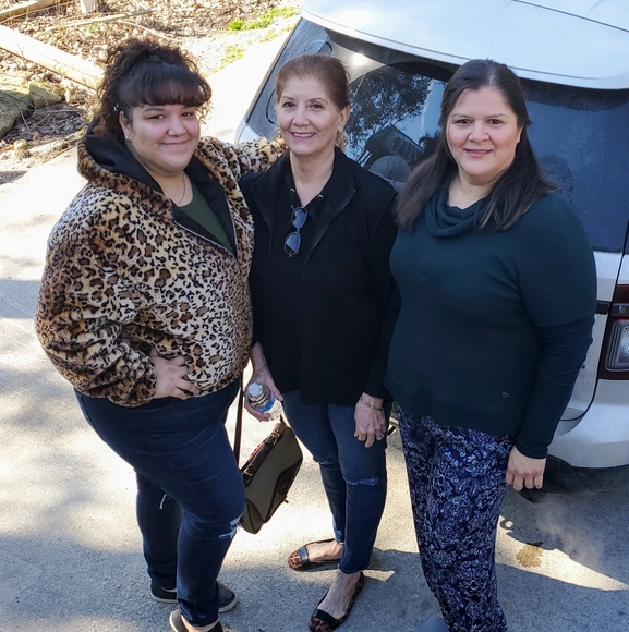 Welcome To My Closet - Picture 6 of 6